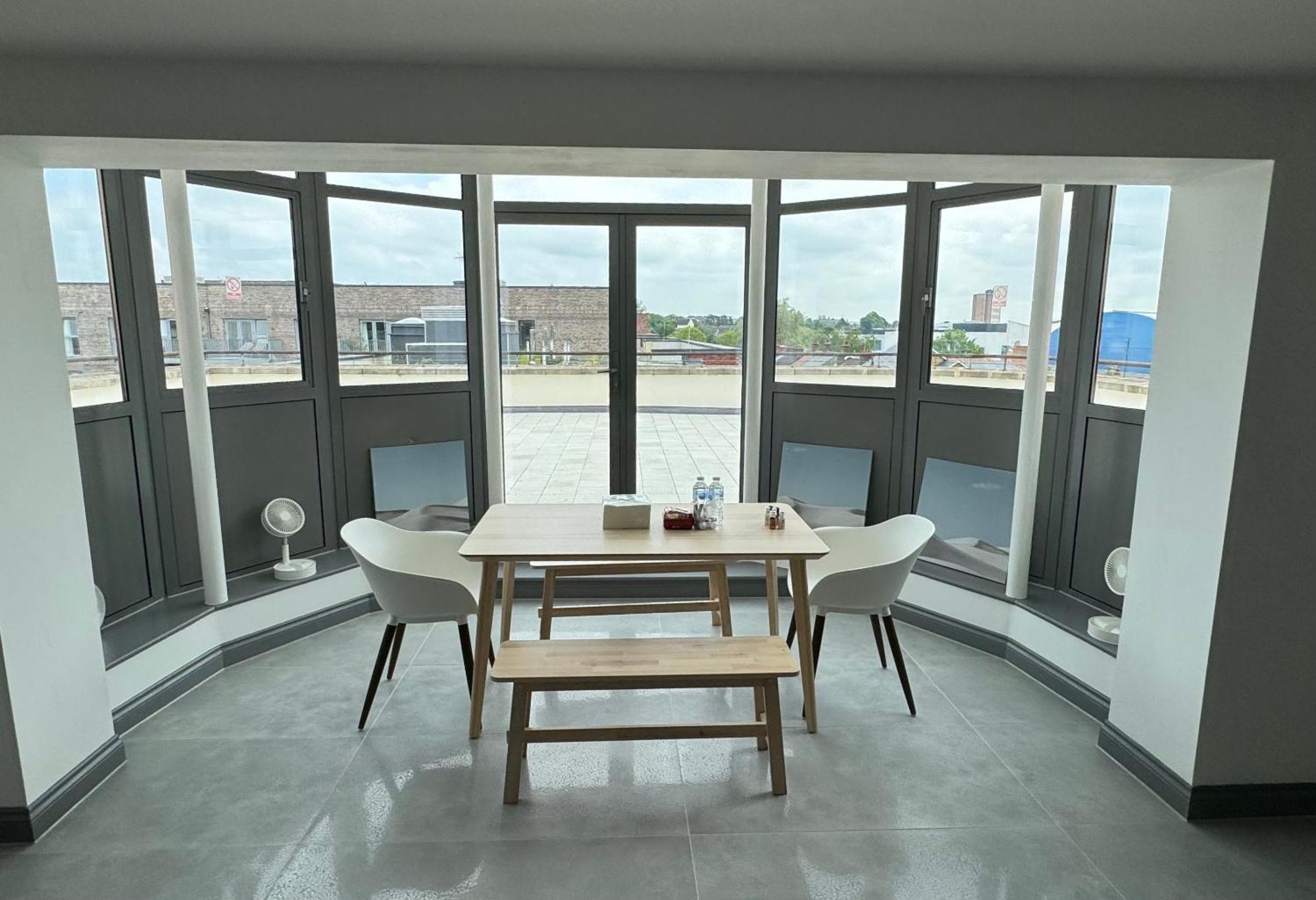 Long Letting - Luxurious 3 Bedroom Penthouse In City Centre - Parking Included! Chelmsford Eksteriør bilde