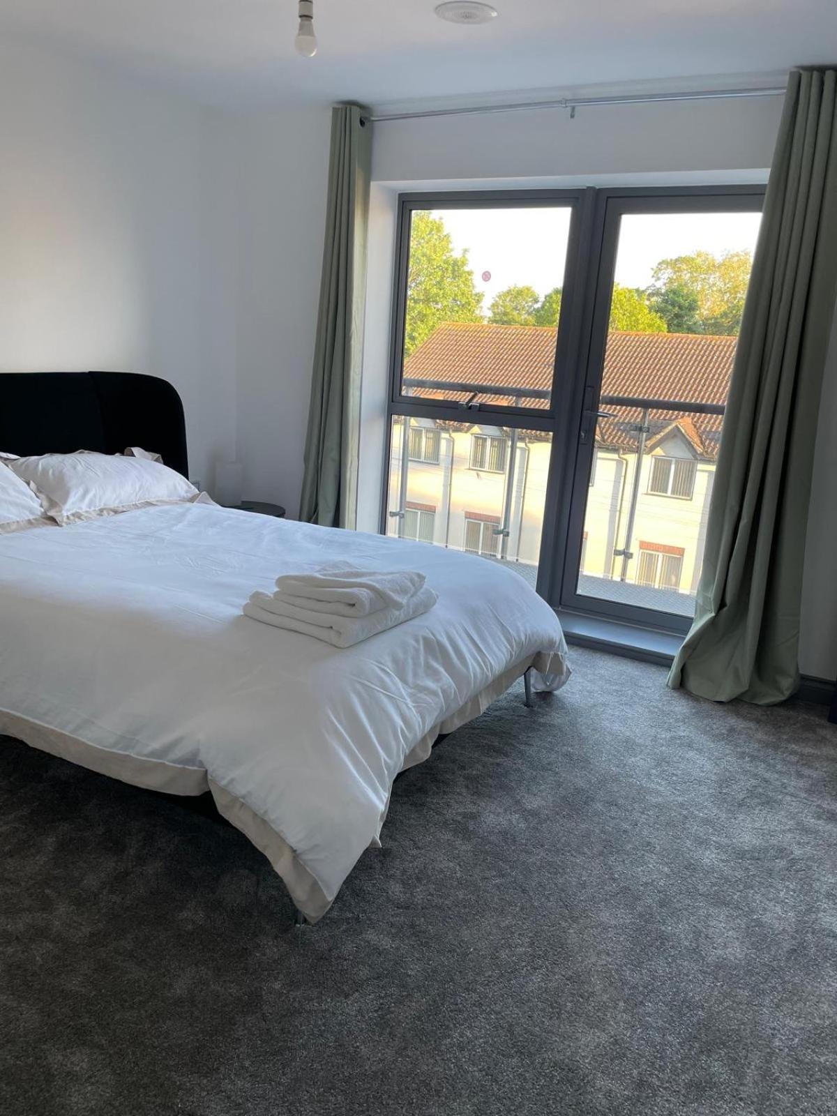 Long Letting - Luxurious 3 Bedroom Penthouse In City Centre - Parking Included! Chelmsford Eksteriør bilde
